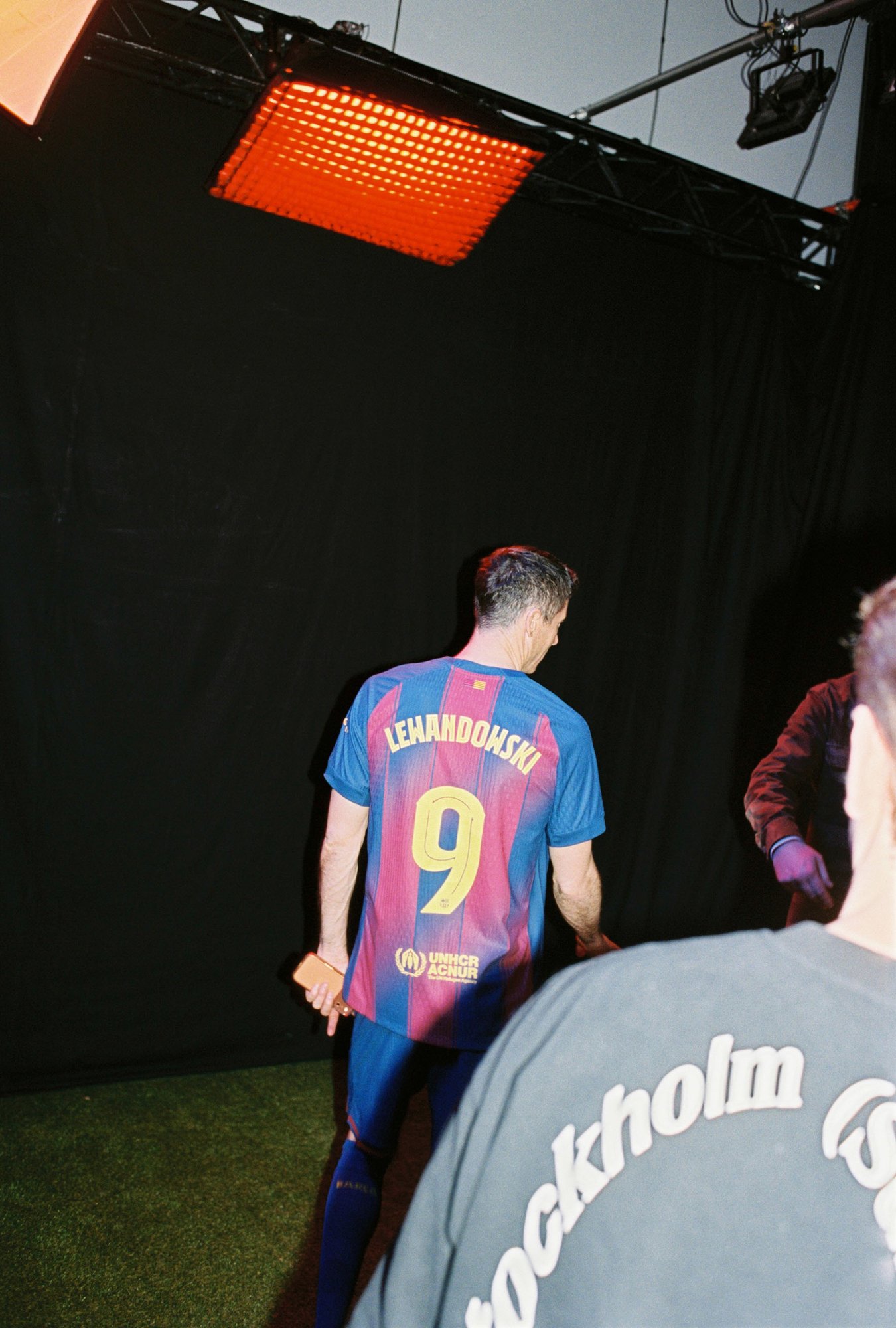 CAPITAL SPORTS_Ambilight TV x FCB_BTS_Players-105 klein