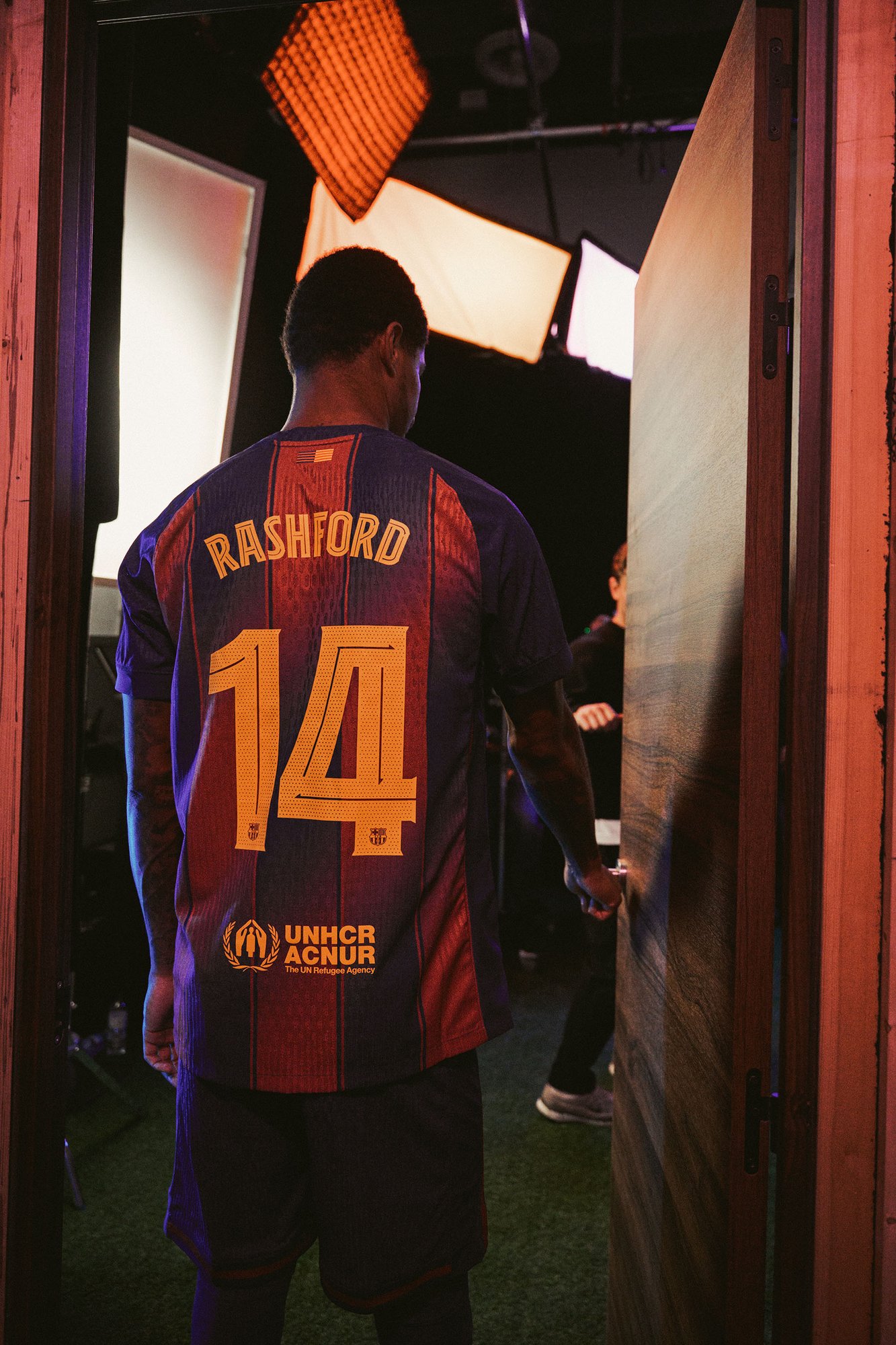 CAPITAL SPORTS_Ambilight TV x FCB_BTS_Players-54 klein