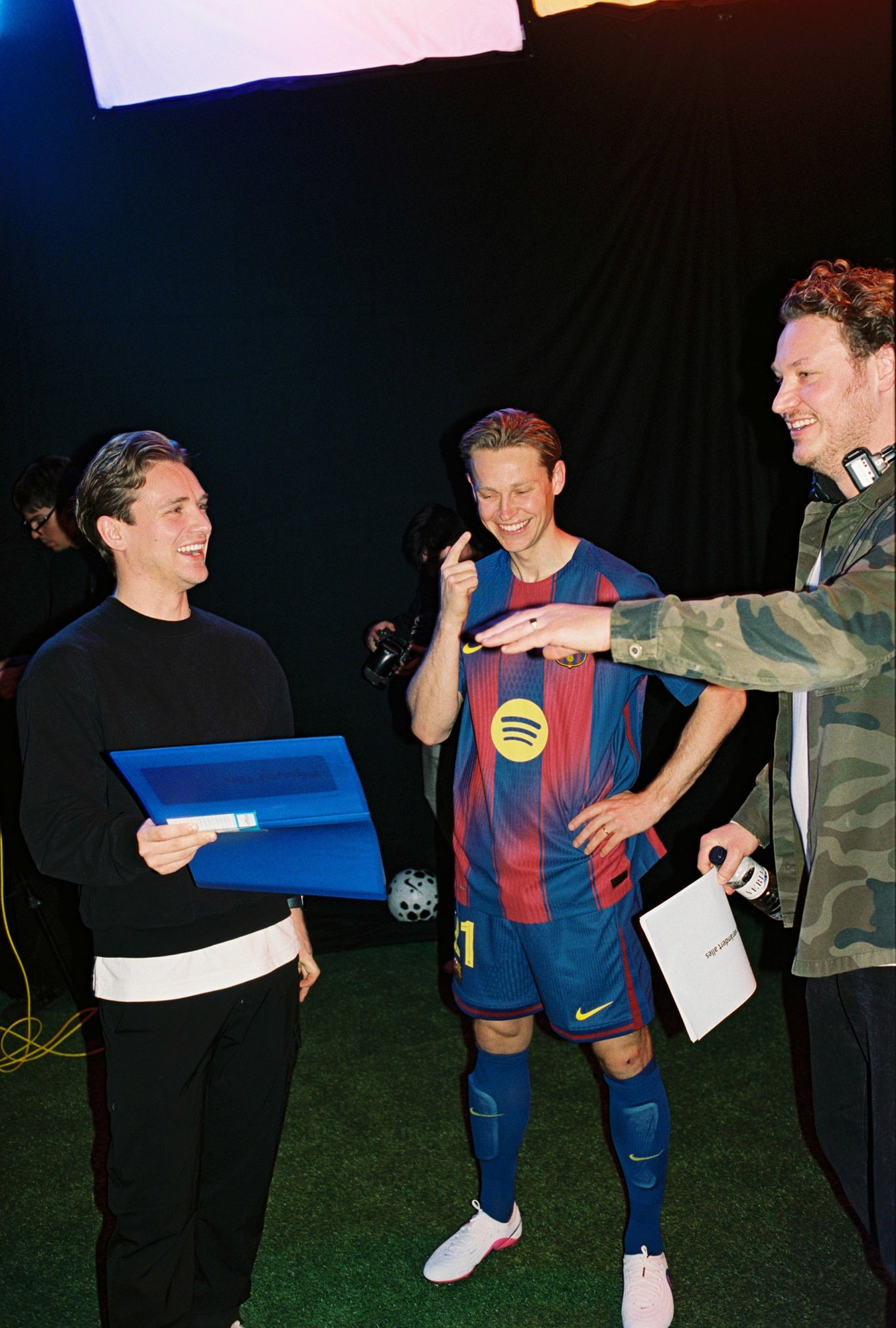 CAPITAL SPORTS_Ambilight TV x FCB_BTS_Players-82 klein
