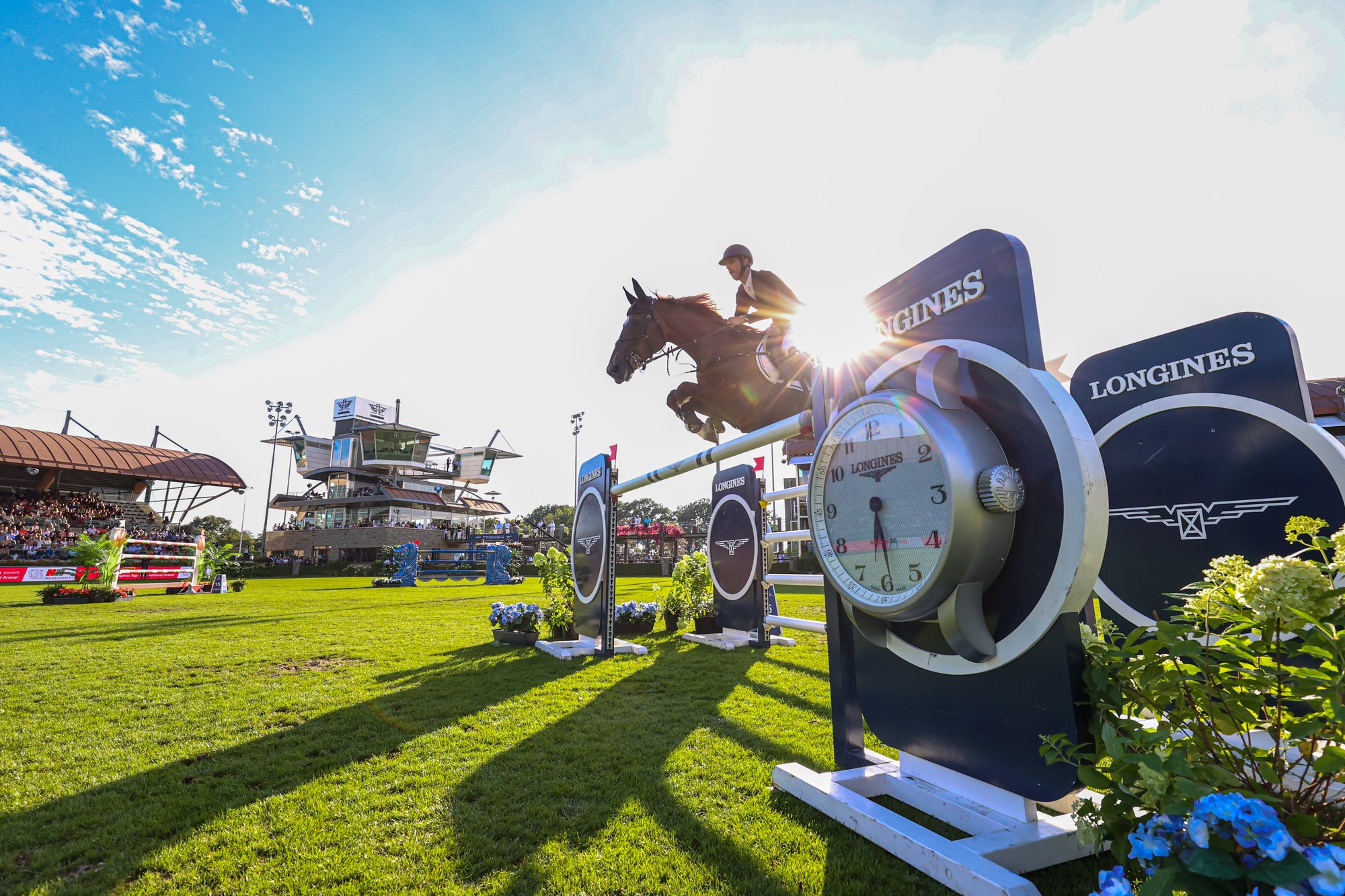 Valkenswaard Tops International Arena hindernis die gesprongen wordt